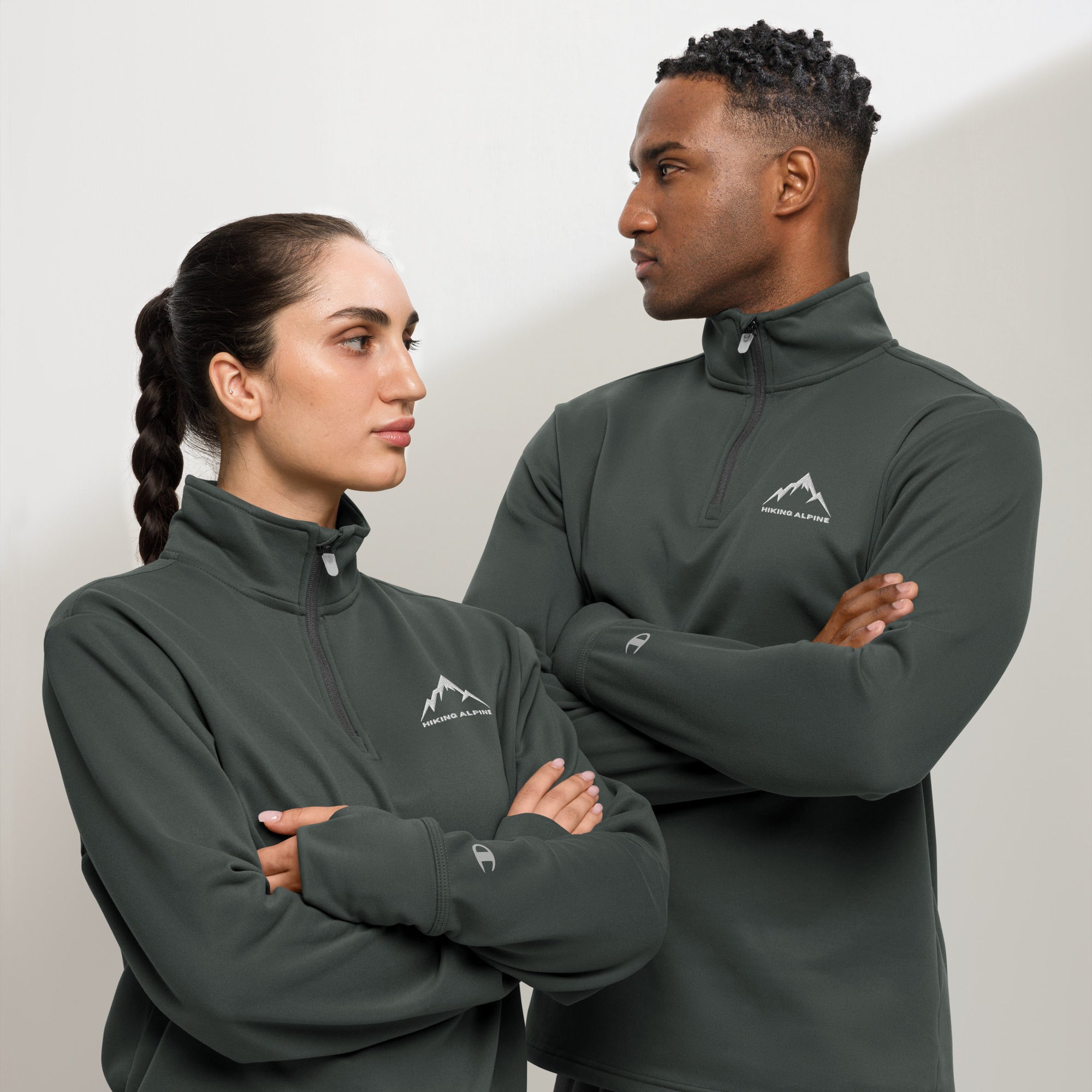 Hiking Alpine Living Quarter zip pullover